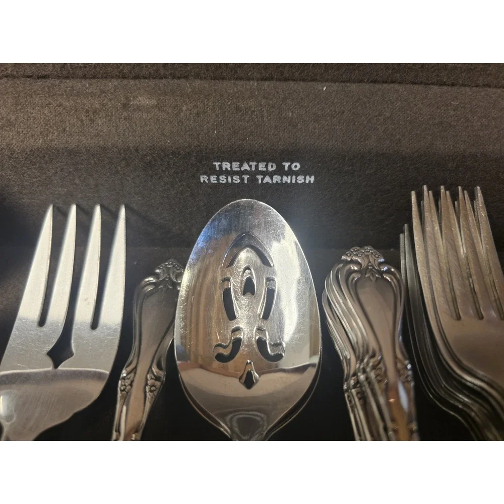50 Pc Oneida All American BRIARWOOD Stainless Steel Flatware w Serving Spoons